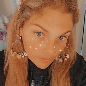 Meet your Posher, Regina